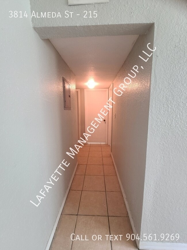 Photo - 3814 Almeda St Unit 215