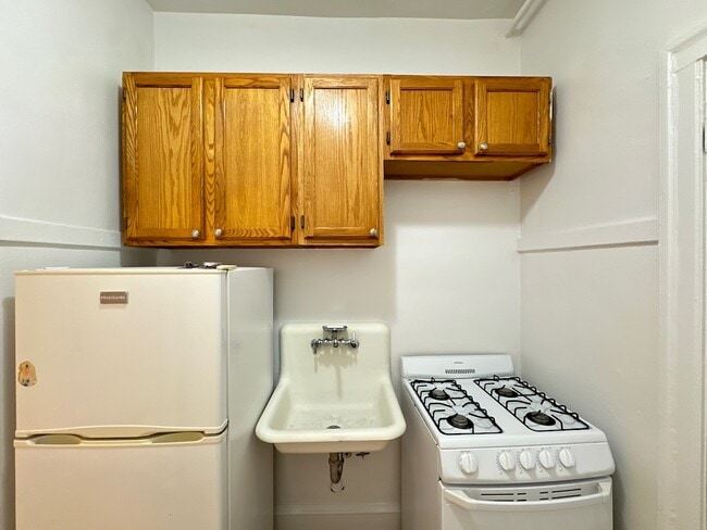 Photo - 2536 N Sawyer Ave Unit 601