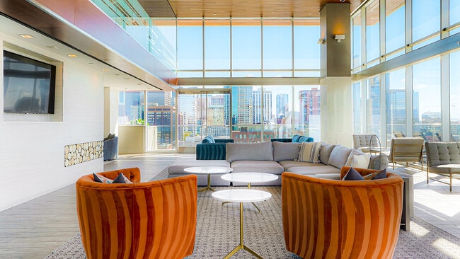 Salón para residentes - Griffis Platform Union Station