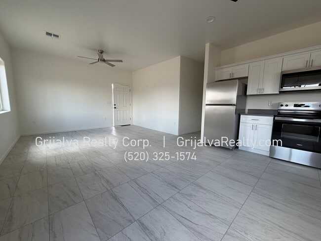Photo - BRAND NEW BUILD! 3 BD, 2 BA and 2 BD, 1 BA Duplex Units (Irvington/6th Ave)