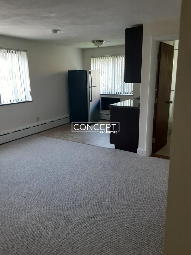 Building Photo - 9 Chester St Unit 37