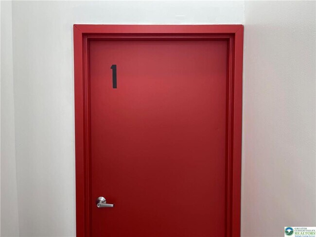 Photo - 711 W Chew St Unidad 1