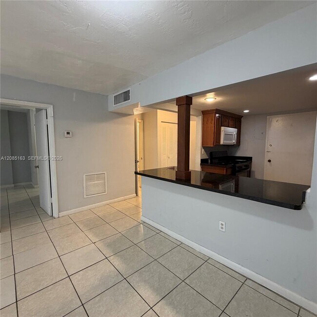 Photo - 2175 NE 170th St Unit 307