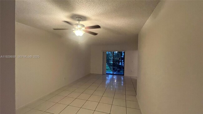 Photo - 851 NE 207th Ln Unit 204-13