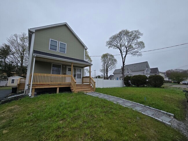 Photo - 37 Rose Glen St Unit 2