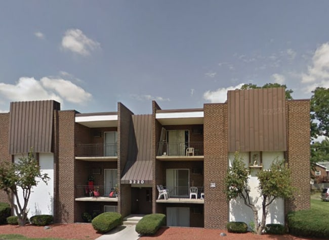 Photo - Midway Apartments