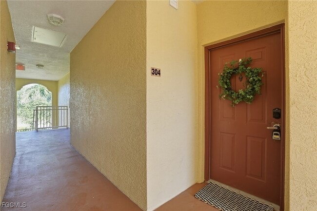 Photo - 15590 Ocean Walk Circle Unidad 304