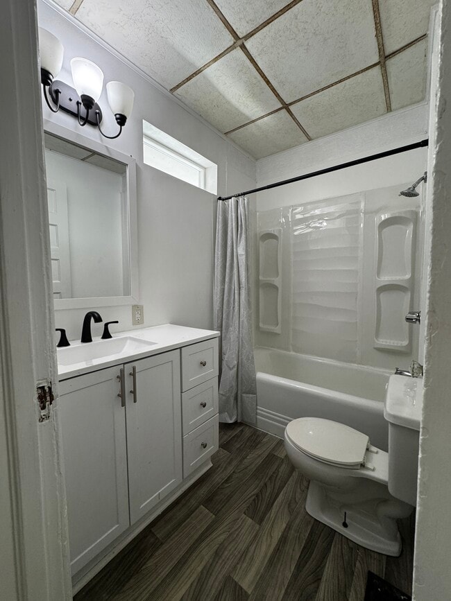Bathroom - 301 S Pleasant St Unit 301 S Pleasant- Lower