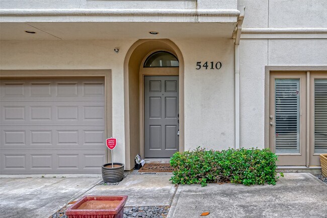 Photo - 5410 Rose St