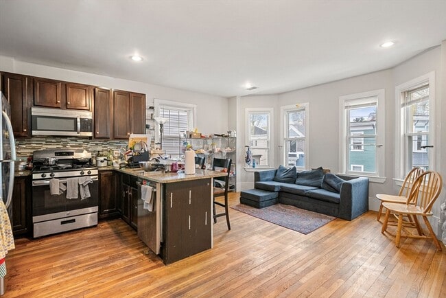 Photo - 66 Mozart St Unit 3