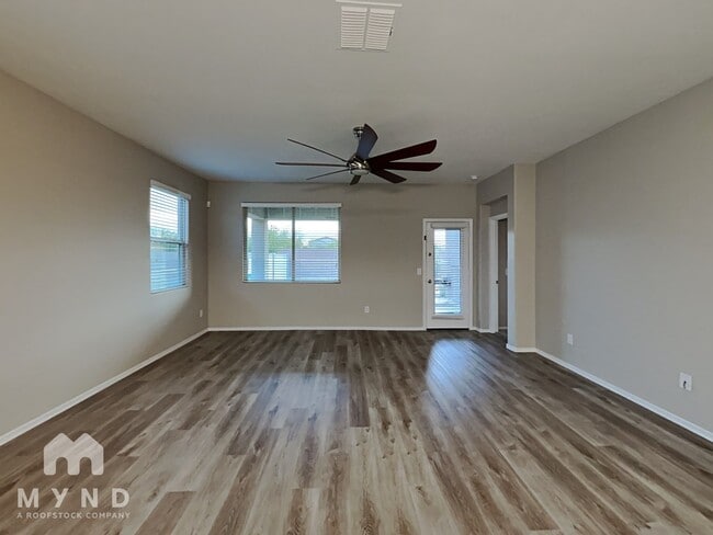 Photo - 29761 W Columbus Ave