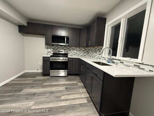 Building Photo - 50 Market St