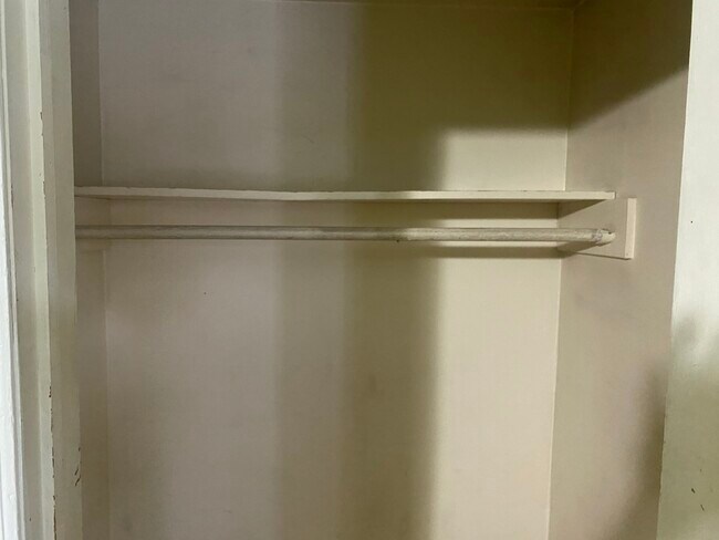 Bedroom 1 closet 2 - 12 Prospect Pl Unidad 2