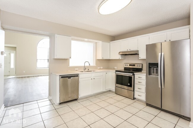 Photo - 7513 Cinnamon Lakes Dr