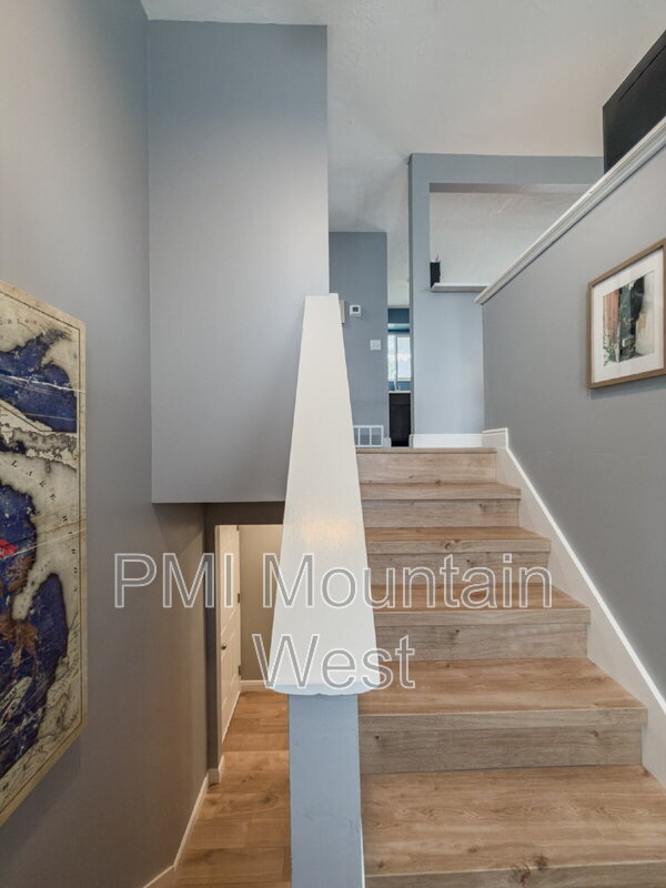 4982 Aspen Shadow Ct