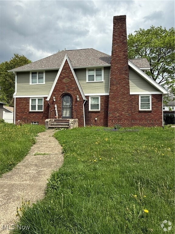 Building Photo - 663 S Hawkins Ave Rental