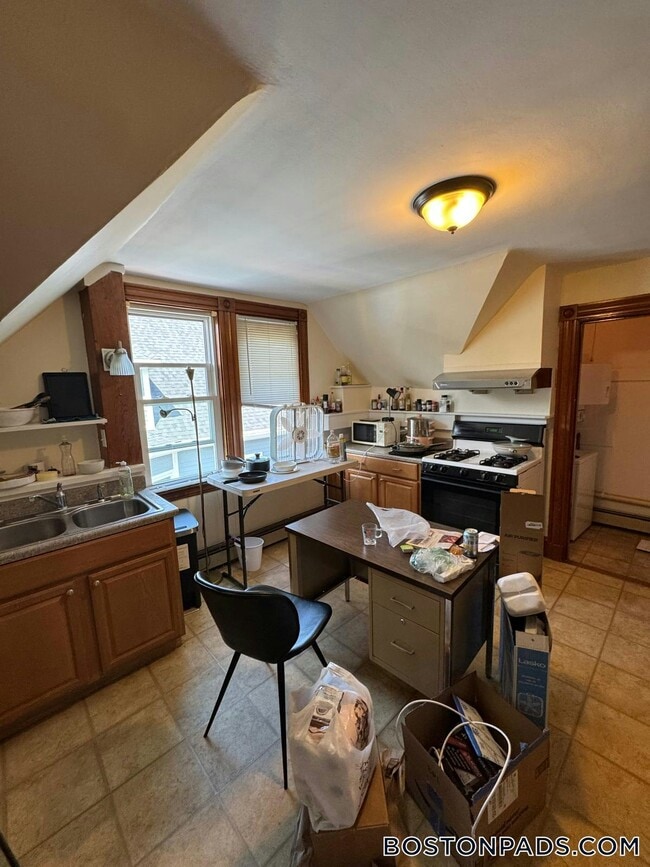 Photo - 35 Fiske St Unit 3
