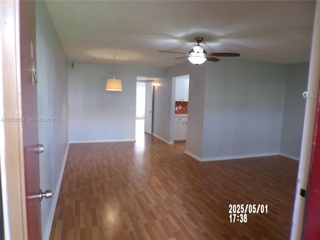 Building Photo - 13300 SW 1st St Unit 112O