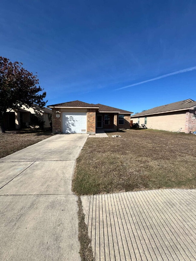 Building Photo - 9219 Dublin Heights