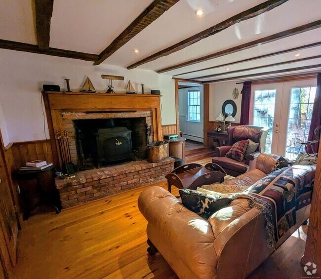 Building Photo - 49 Hollow Tree Ridge Rd Rental