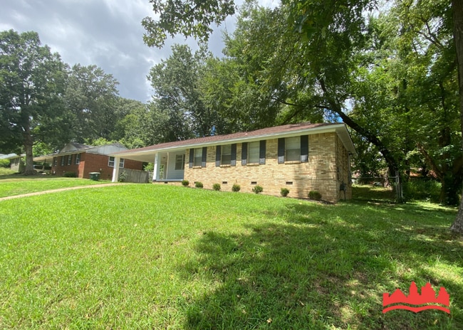 Photo - 2370 Hillside Ave