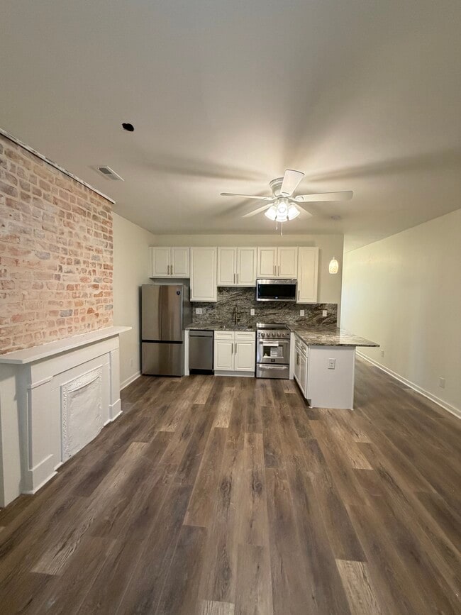 Photo - 3 S Vine St Unit Renovated 2BR in the Fan – In- Laundry