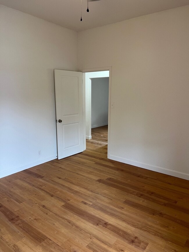 Photo - 522 E Woodard St