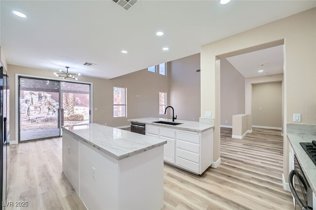 Photo - 9272 W Viking Rd