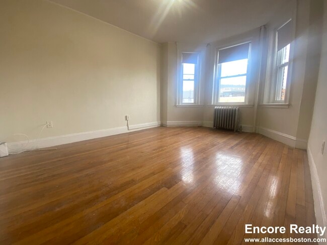 Photo - 1175 Boylston St Unit 24