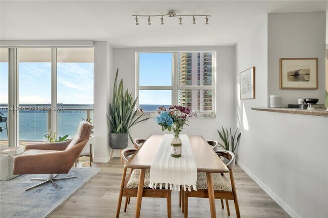 Photo - 1155 Brickell Bay Dr Unit 3011