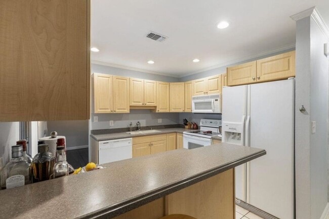 Photo - Beautifully maintained 2-bedroom, 2-bathroom home with a garage in Westwood