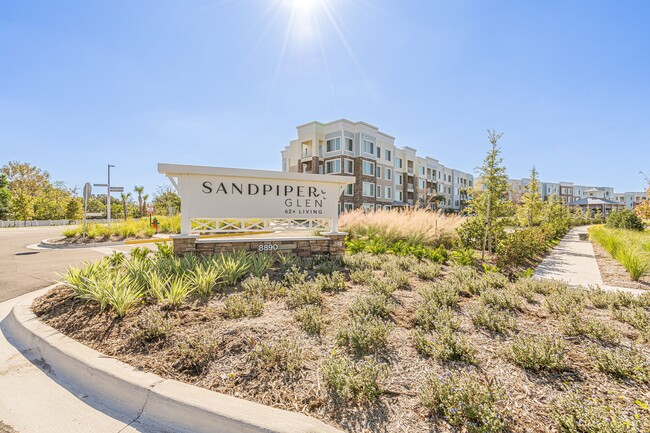 Sandpiper Glen 62+ Apartments - Sandpiper Glen 62+ Apartments