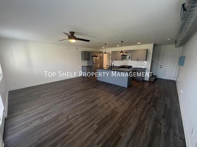 Photo - 2103 Willis Ave