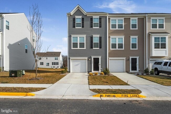 Photo - 142 Tye Ct Townhome