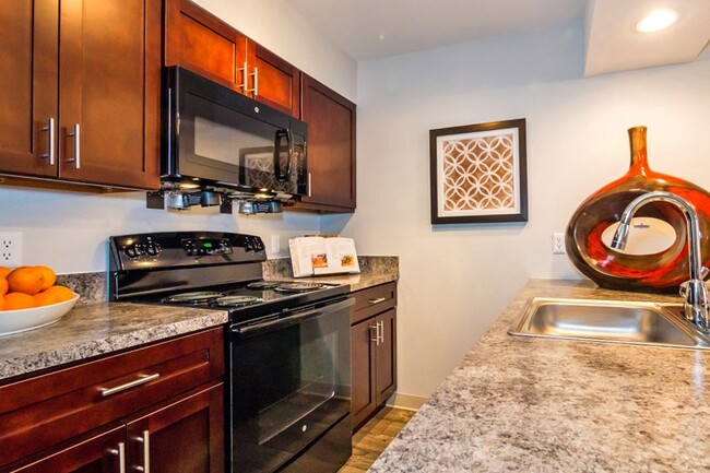 Building Photo - Skyview Rental