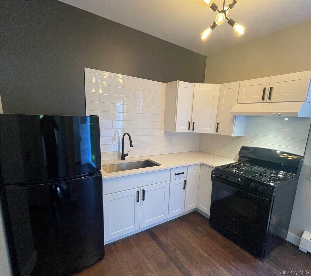 Photo - 110 Titicus Rd