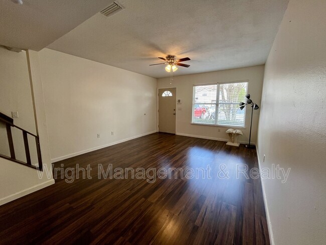 Photo - 7618 Colonial Ct