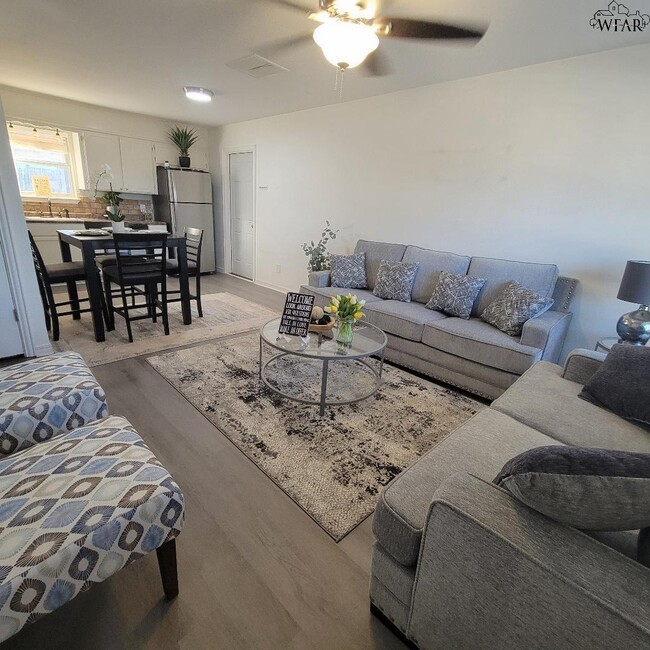 Photo - 1309 Harvey Dr