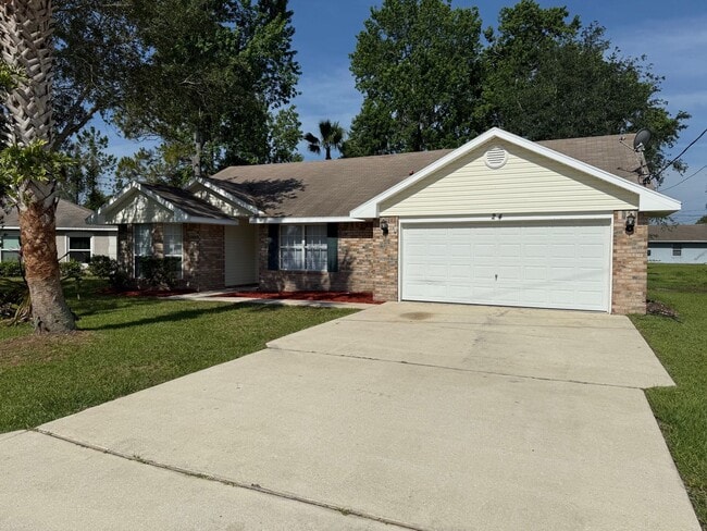 3 Bedroom, 2 Bathroom Single Family Residence - 3 Bedroom, 2 Bathroom Single Family Residence House
