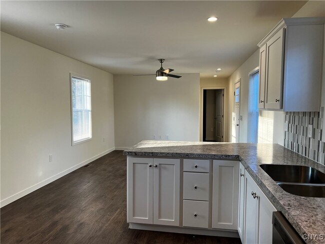 Photo - 4191 Jordan Rd