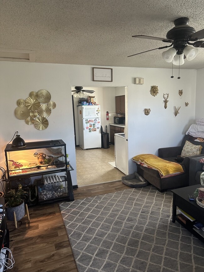 Photo - 737 N King St