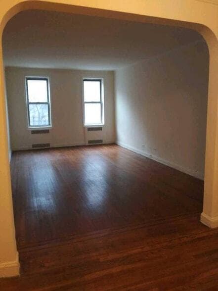 Photo - 92-16 Whitney Ave