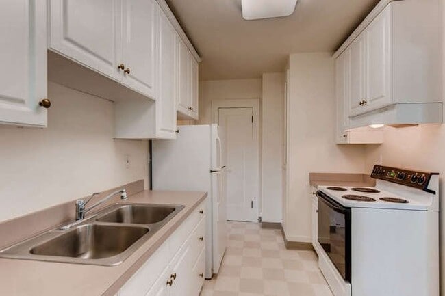 Photo - 5134 SE Hawthorne Blvd Unit #4