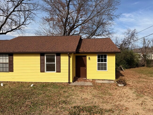 Building Photo - 4114 Hunting Dr Unit 4114