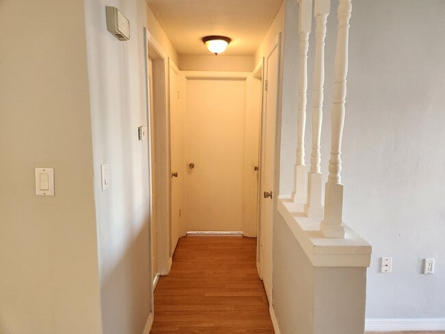 Photo - 3/1 1042 sq ft home Accepting Standard and...