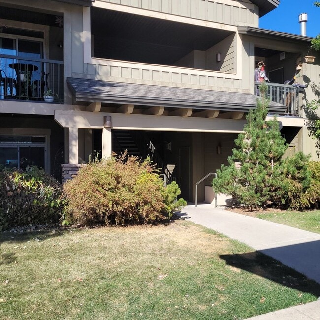 Photo - Heber Ranch Landing Condo Unit #B204