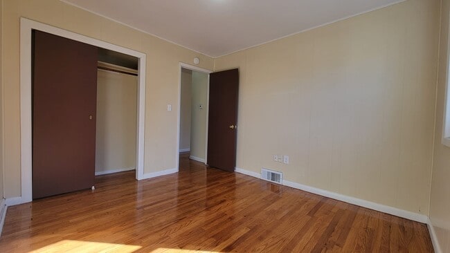 Photo - 223 Fairfield St Unit L1