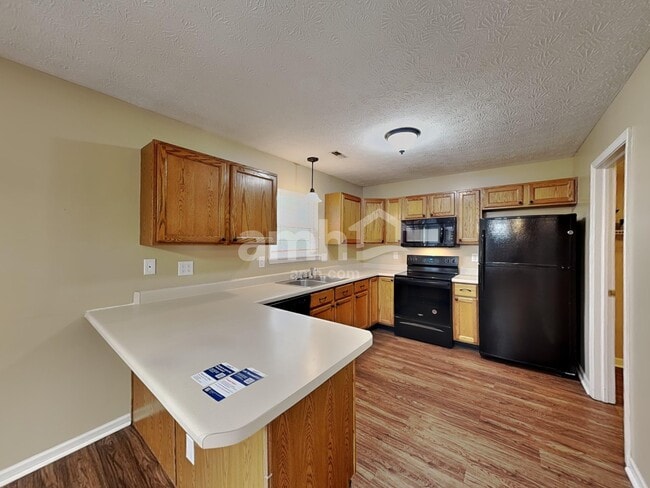 Photo - 127 Trails End