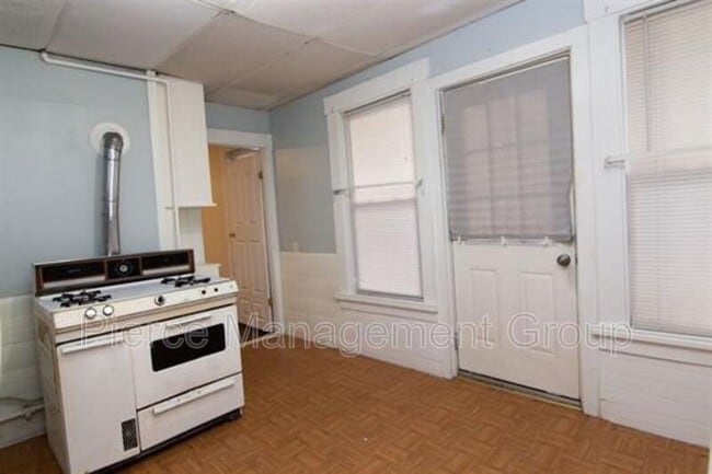 Photo - 515 Lincoln St Unit 3rd floor