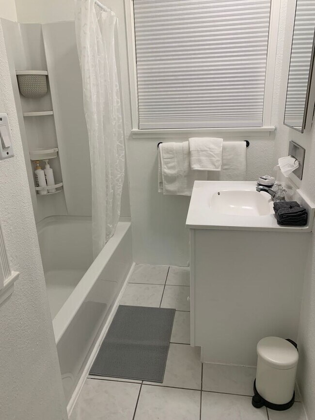 Photo - Fully Furnished 2 bedroom